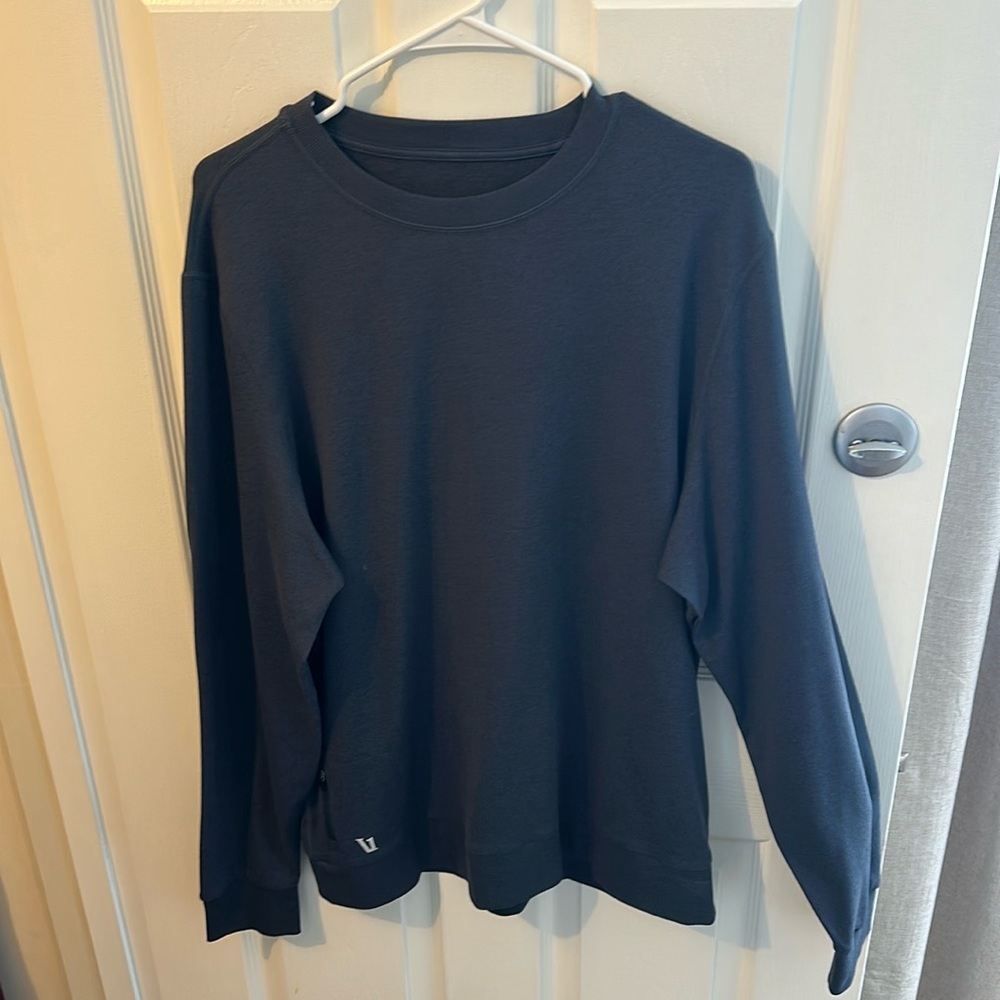 Vuori Lightweight Workout Pullover